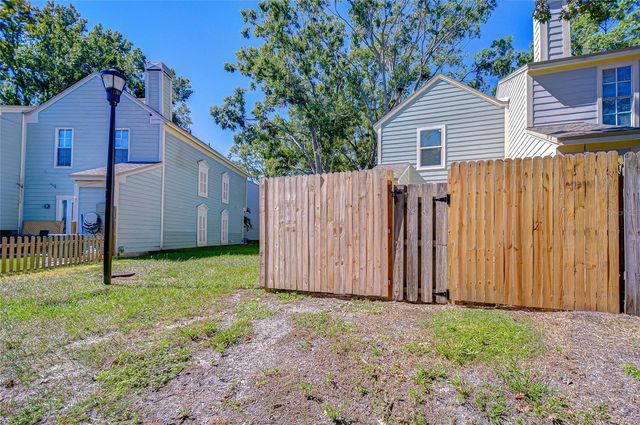 13901 FLETCHERS MILL DRIVE, Tampa, FL 33613