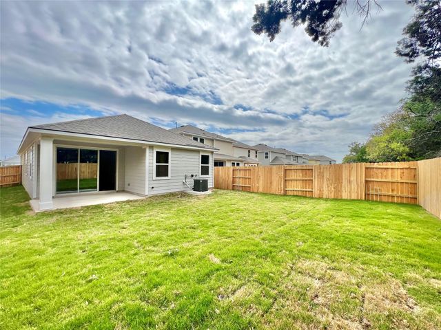 176 Fluttermill LOOP, Liberty Hill, TX 78642
