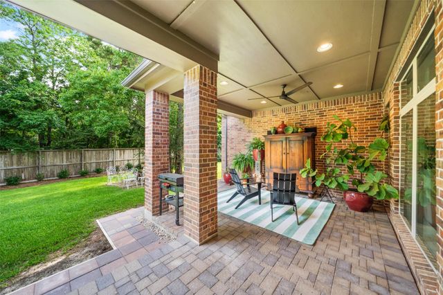 18 Star Iris Place, Tomball, TX 77375