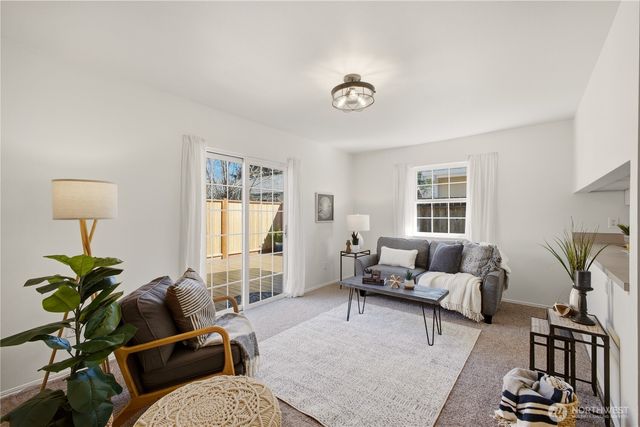 1614 Glass Avenue NE, Olympia, WA 98506