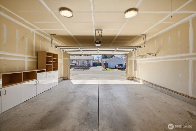 1614 Glass Avenue NE, Olympia, WA 98506