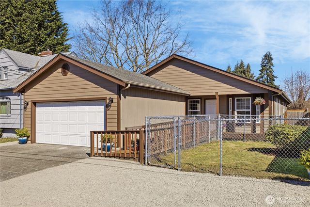 1614 Glass Avenue NE, Olympia, WA 98506