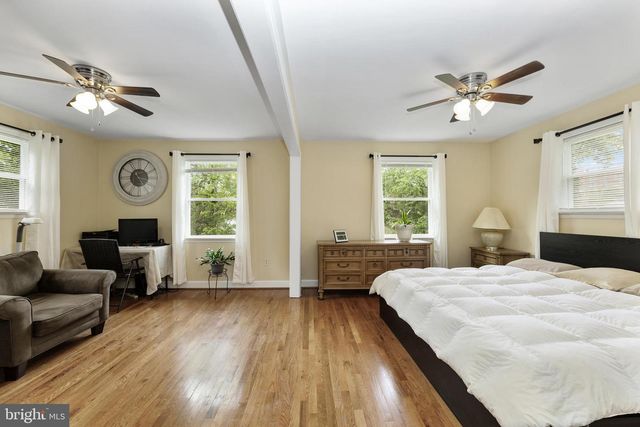 123 WALNUT ST NW, Washington, DC 20012