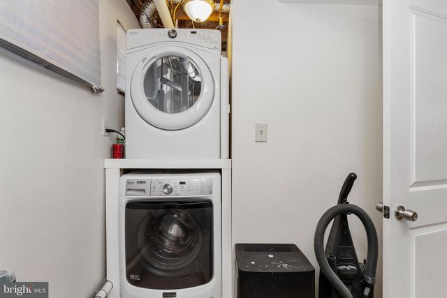 123 WALNUT ST NW, Washington, DC 20012