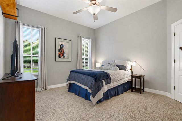 107 W Majestic Oak LN, Georgetown, TX 78633