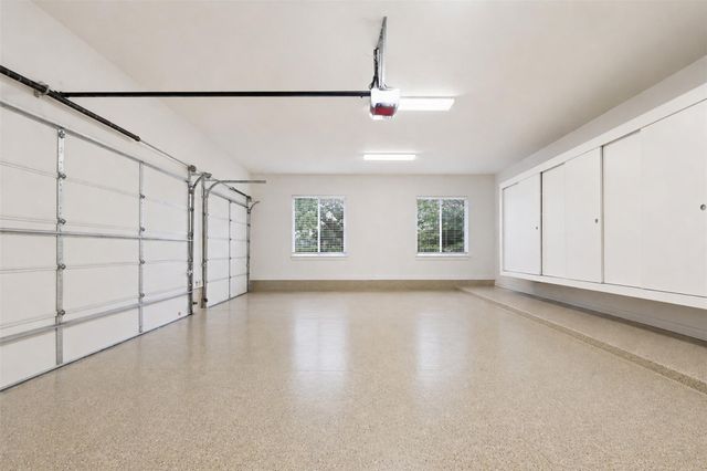 107 W Majestic Oak LN, Georgetown, TX 78633