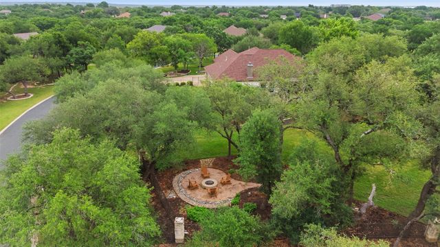 107 W Majestic Oak LN, Georgetown, TX 78633