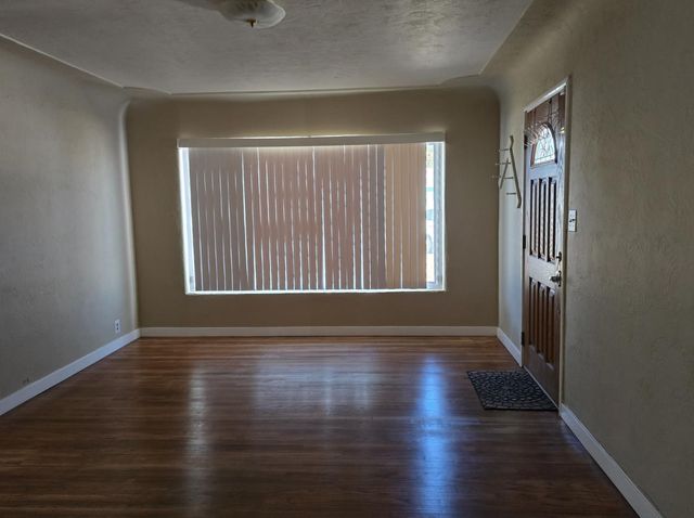 530 Locust Ave, Manteca, CA 95337