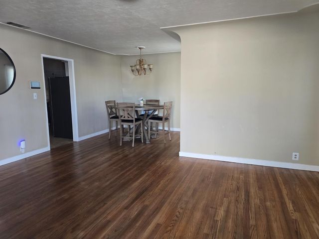 530 Locust Ave, Manteca, CA 95337
