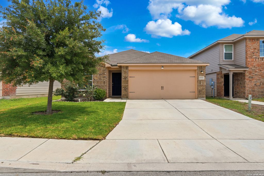 15022 SILVER TREE CV, Von Ormy, TX 78073