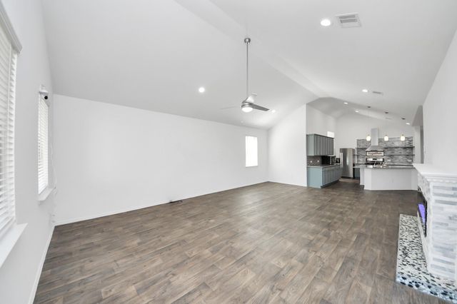 20367 Tembec Drive, New Caney, TX 77357