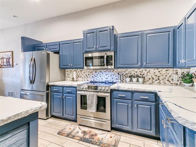 9201 Button Avenue, Moore, OK 73160