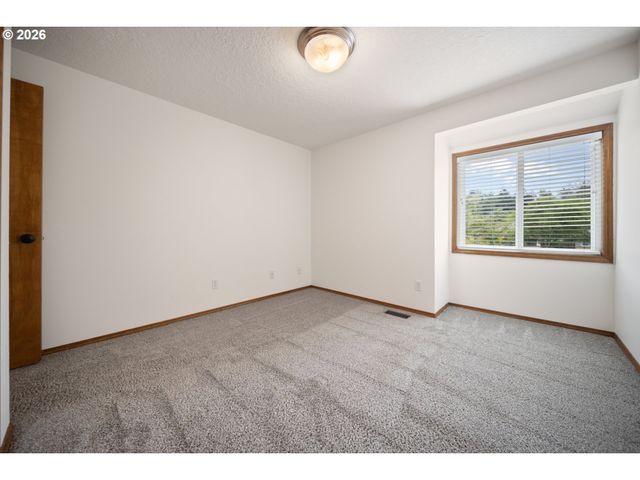 335 Sw 192ND Pl, Beaverton, OR 97006