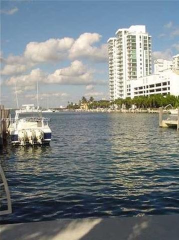 7900 Harbor Island Dr 817, North Bay Village, FL 33141