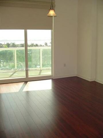 7900 Harbor Island Dr 817, North Bay Village, FL 33141