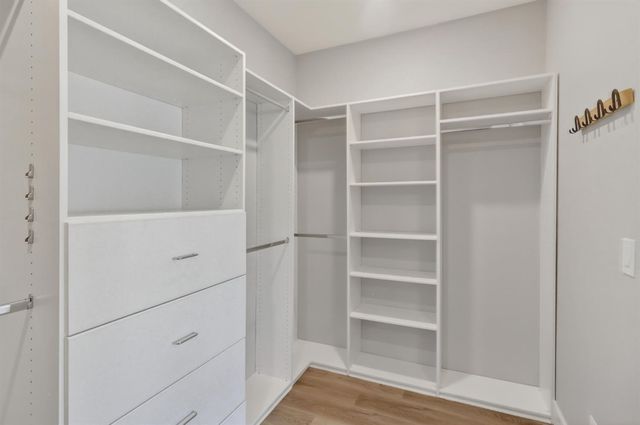 242 McKays Point Pl, West Sacramento, CA 95605