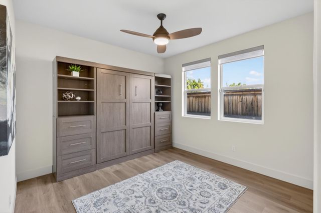 242 McKays Point Pl, West Sacramento, CA 95605