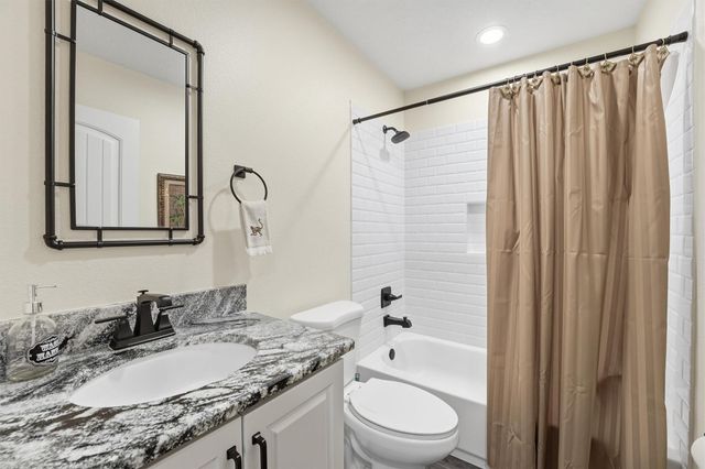 735 County Road 6324, Dayton, TX 77535