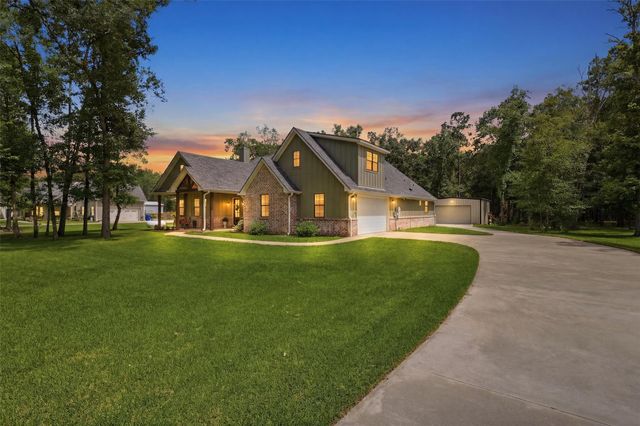 735 County Road 6324, Dayton, TX 77535