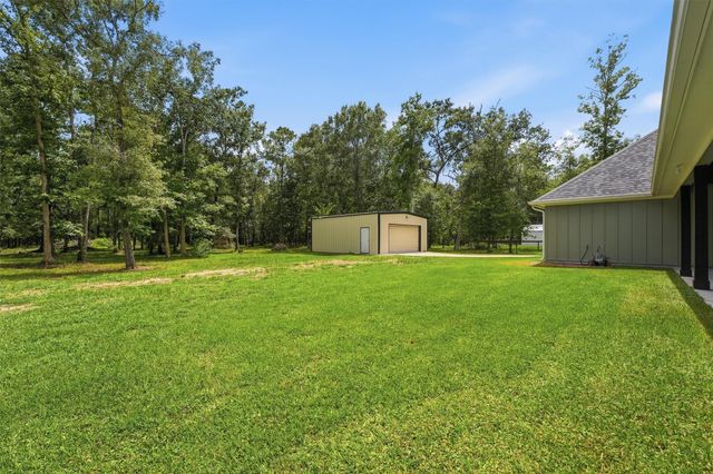 735 County Road 6324, Dayton, TX 77535