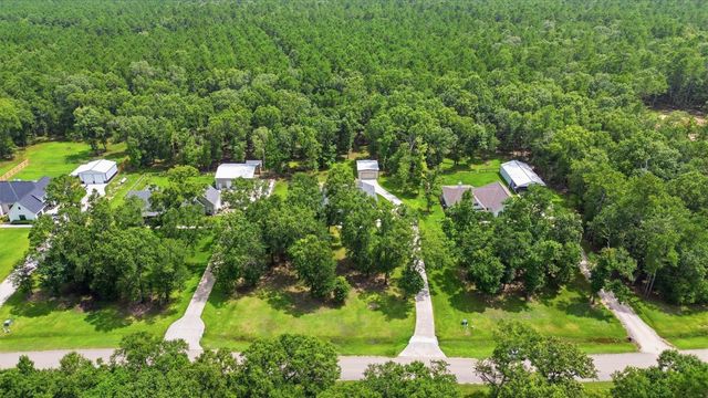 735 County Road 6324, Dayton, TX 77535