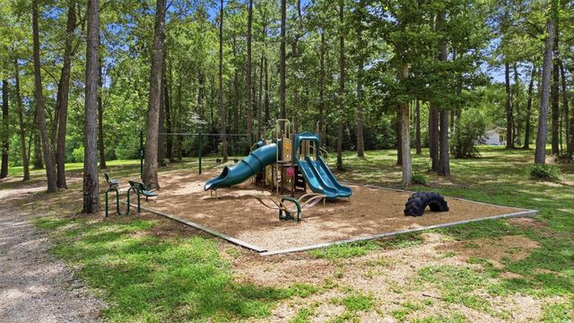 735 County Road 6324, Dayton, TX 77535