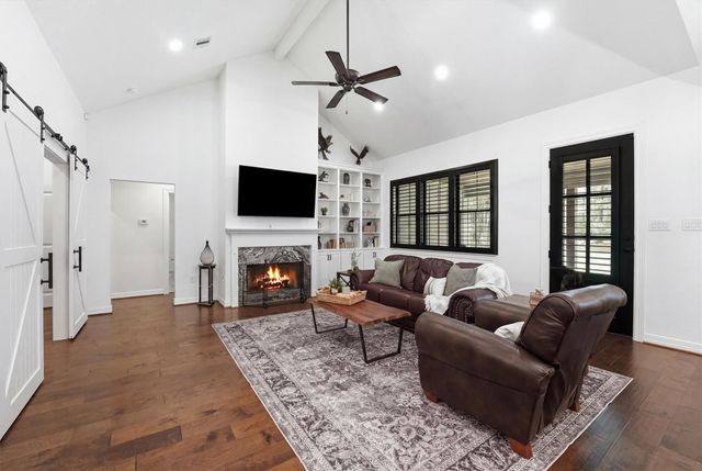 735 County Road 6324, Dayton, TX 77535
