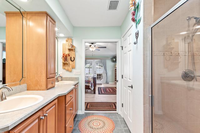 102 St Johns Blvd, East Palatka, FL 32131