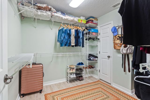 102 St Johns Blvd, East Palatka, FL 32131