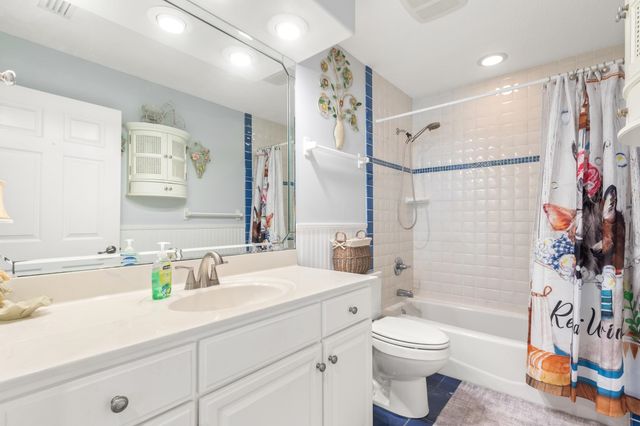 102 St Johns Blvd, East Palatka, FL 32131