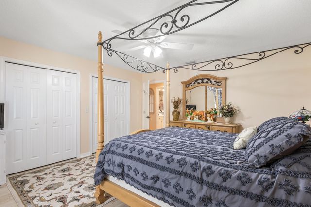 102 St Johns Blvd, East Palatka, FL 32131