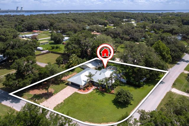 102 St Johns Blvd, East Palatka, FL 32131