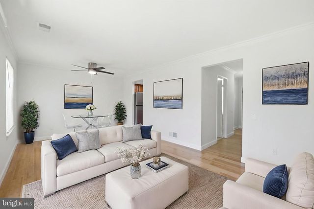 9637 MARSTON LN, Gaithersburg, MD 20886