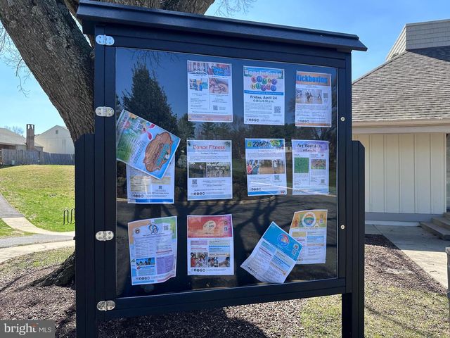 9637 MARSTON LN, Gaithersburg, MD 20886