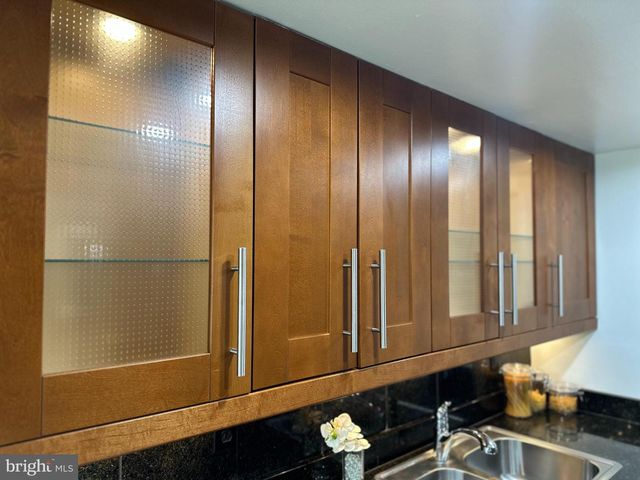 9637 MARSTON LN, Gaithersburg, MD 20886