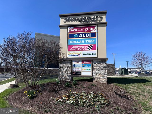 9637 MARSTON LN, Gaithersburg, MD 20886