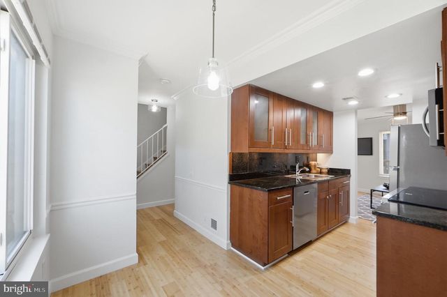 9637 MARSTON LN, Gaithersburg, MD 20886