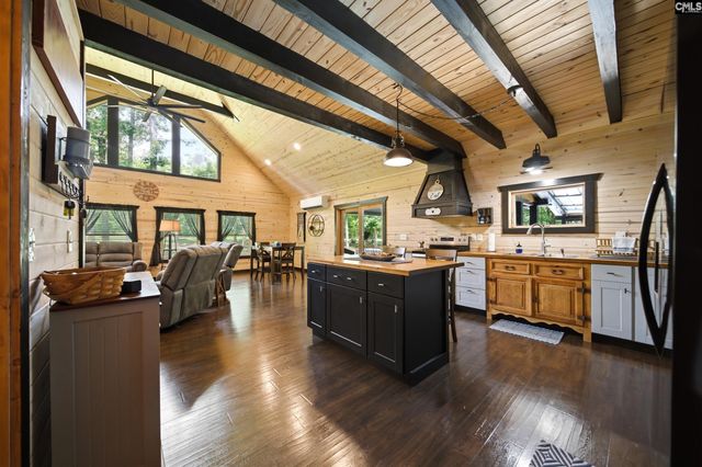 158 Persimmon Drive, Saluda, SC 29138
