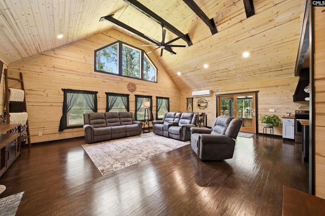 158 Persimmon Drive, Saluda, SC 29138