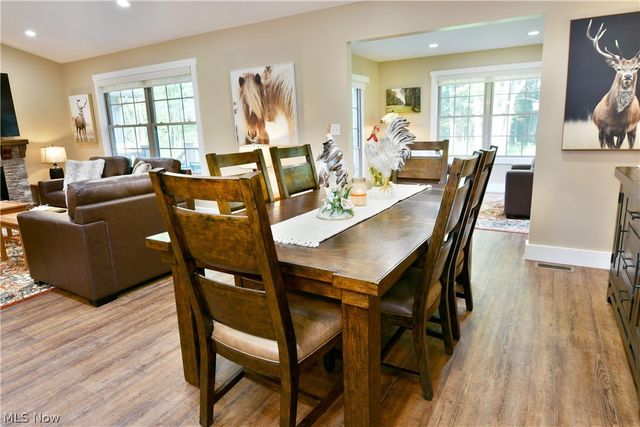 12 Bayview Circle, Cortland, OH 44410