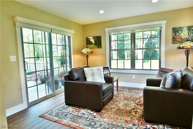 12 Bayview Circle, Cortland, OH 44410