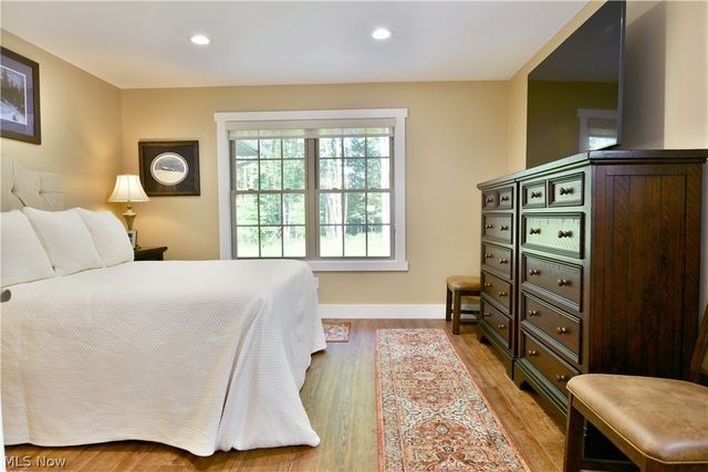 12 Bayview Circle, Cortland, OH 44410