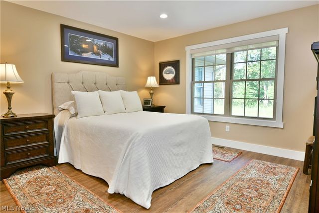 12 Bayview Circle, Cortland, OH 44410