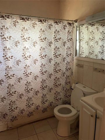 1120 NW 31st St, Miami, FL 33127