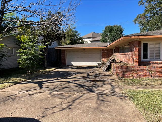 3510 N Braeswood Boulevard, Houston, TX 77025