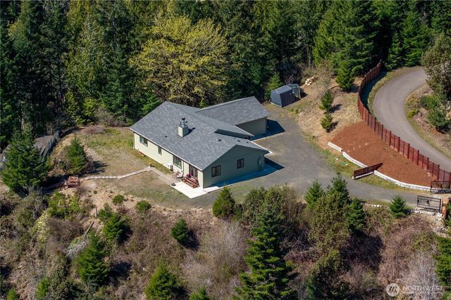 151 NE Myrlis Joy Drive, Tahuya, WA 98588