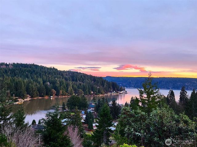 151 NE Myrlis Joy Drive, Tahuya, WA 98588