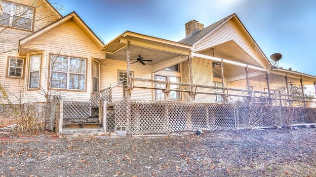 196 Canal Circle, Rio Frio, TX 78879