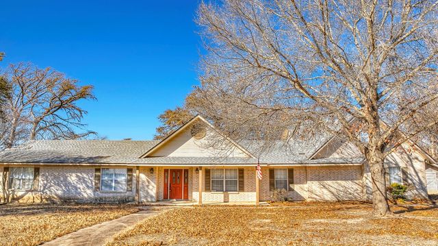 196 Canal Circle, Rio Frio, TX 78879