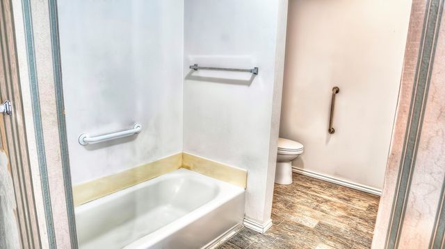 196 Canal Circle, Rio Frio, TX 78879